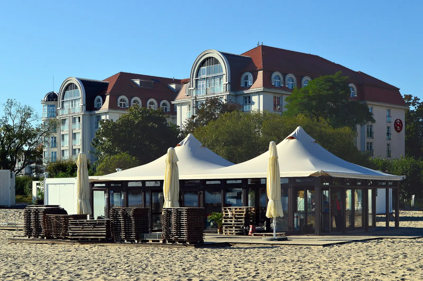 Hund an der polnischen Ostsee — Hundestrände als Klassiker.